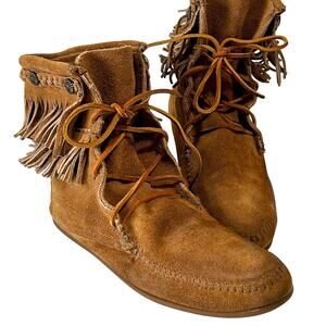 Minnetonka Moccasin Women's 9 Double Fringe Tramper Suede Ankle Booties Hippie